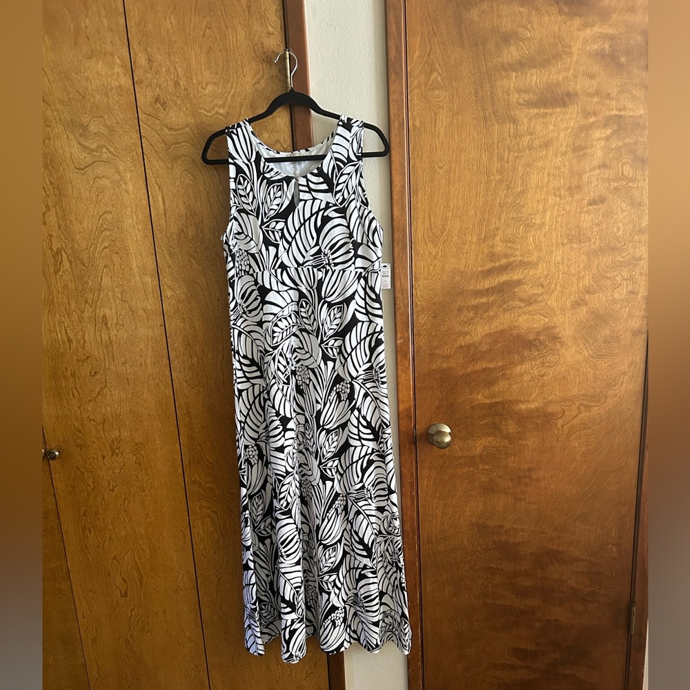 NWT Talbots Medium Black & White Dress